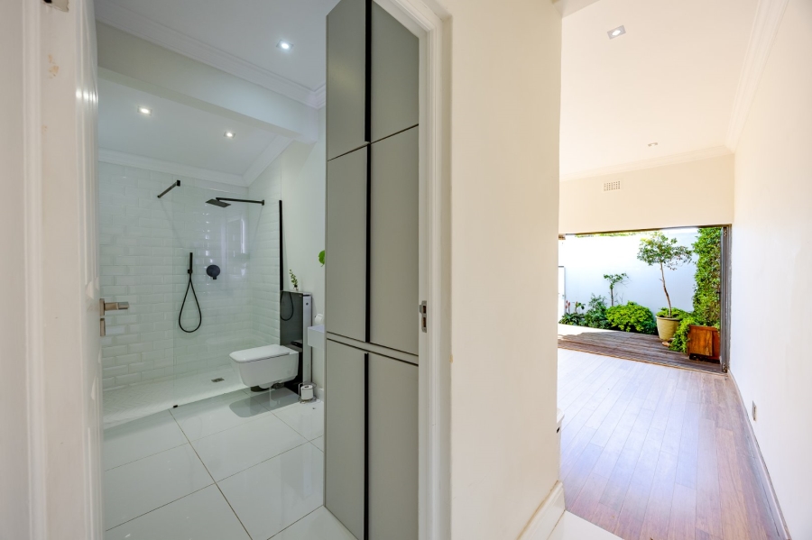 3 Bedroom Property for Sale in Woodstock Western Cape